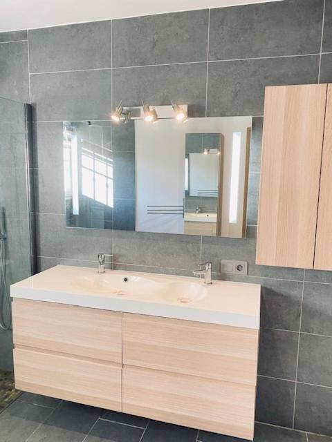 Jolie Maison De 110 M 2, Pour 6 Personnes, Au Calme, Avec Piscine Les Cordiers Buitenkant foto